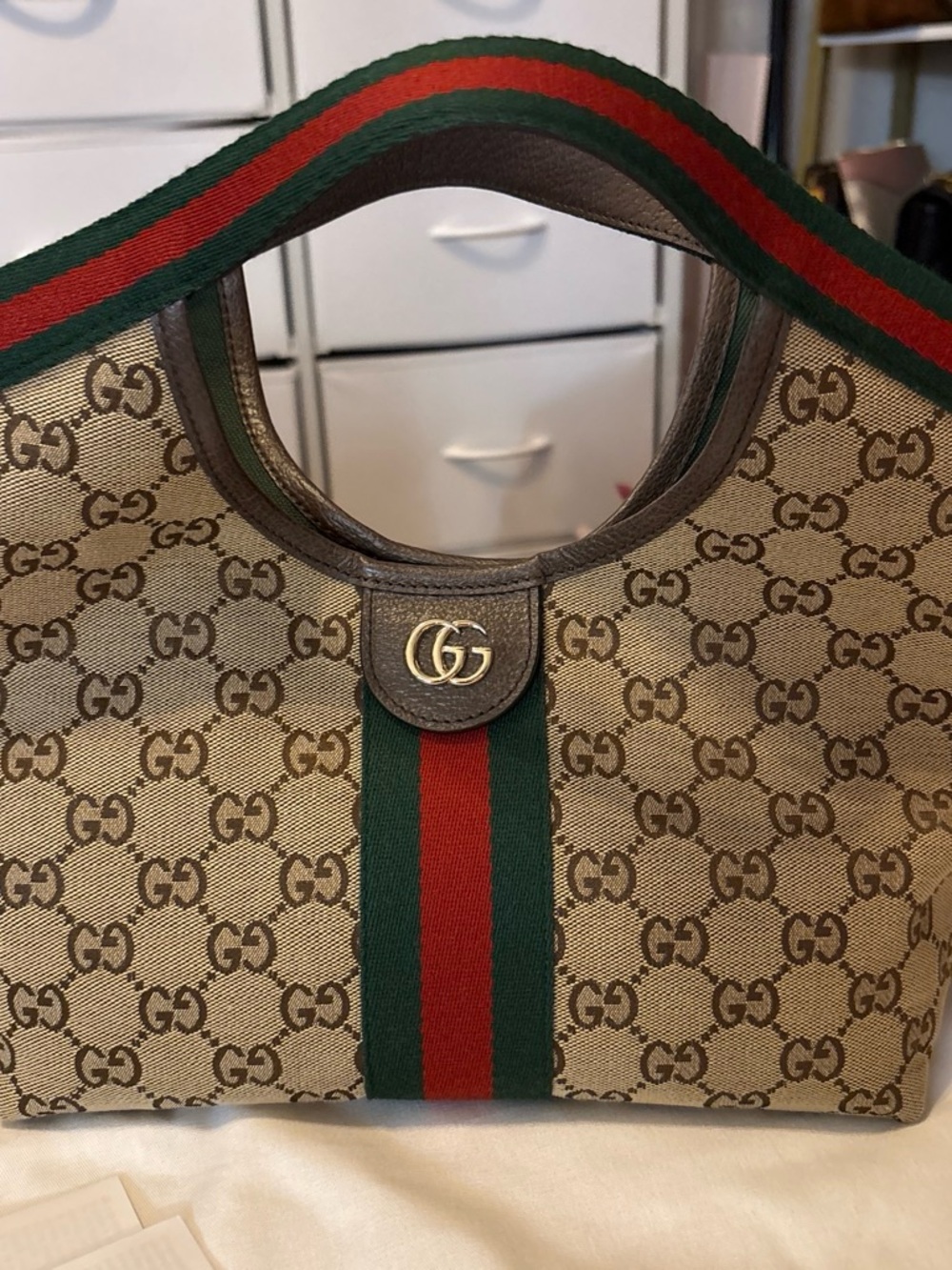 Brand new authentic GUCCI Giglio in small size!!! - Picture 4 of 8